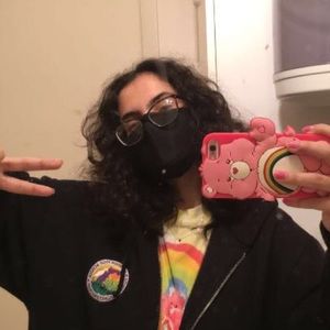 Meet your Posher, Emily